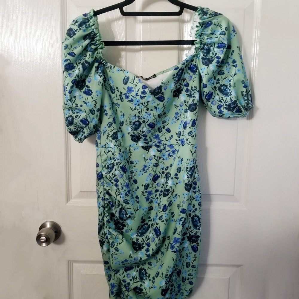 Boo Hoo Dress, New with tags!